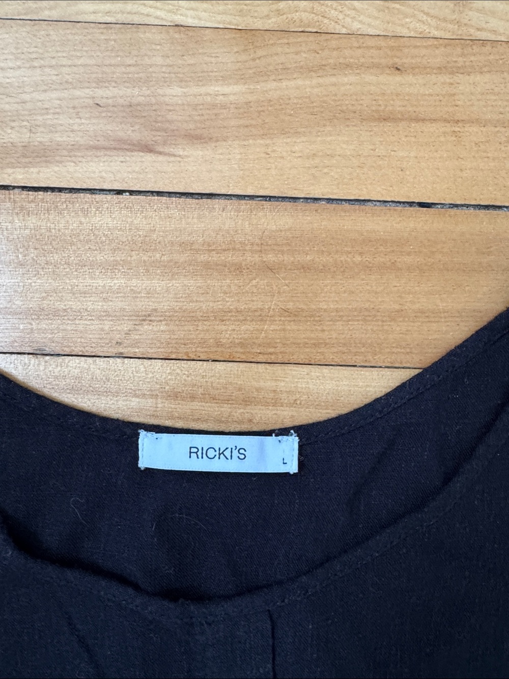 Black Linen Blend Tank - Picture 3 of 5